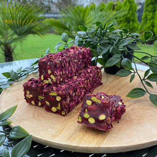 Gül Yapraklı Nar Fıstık Fitil Lokum - 250g