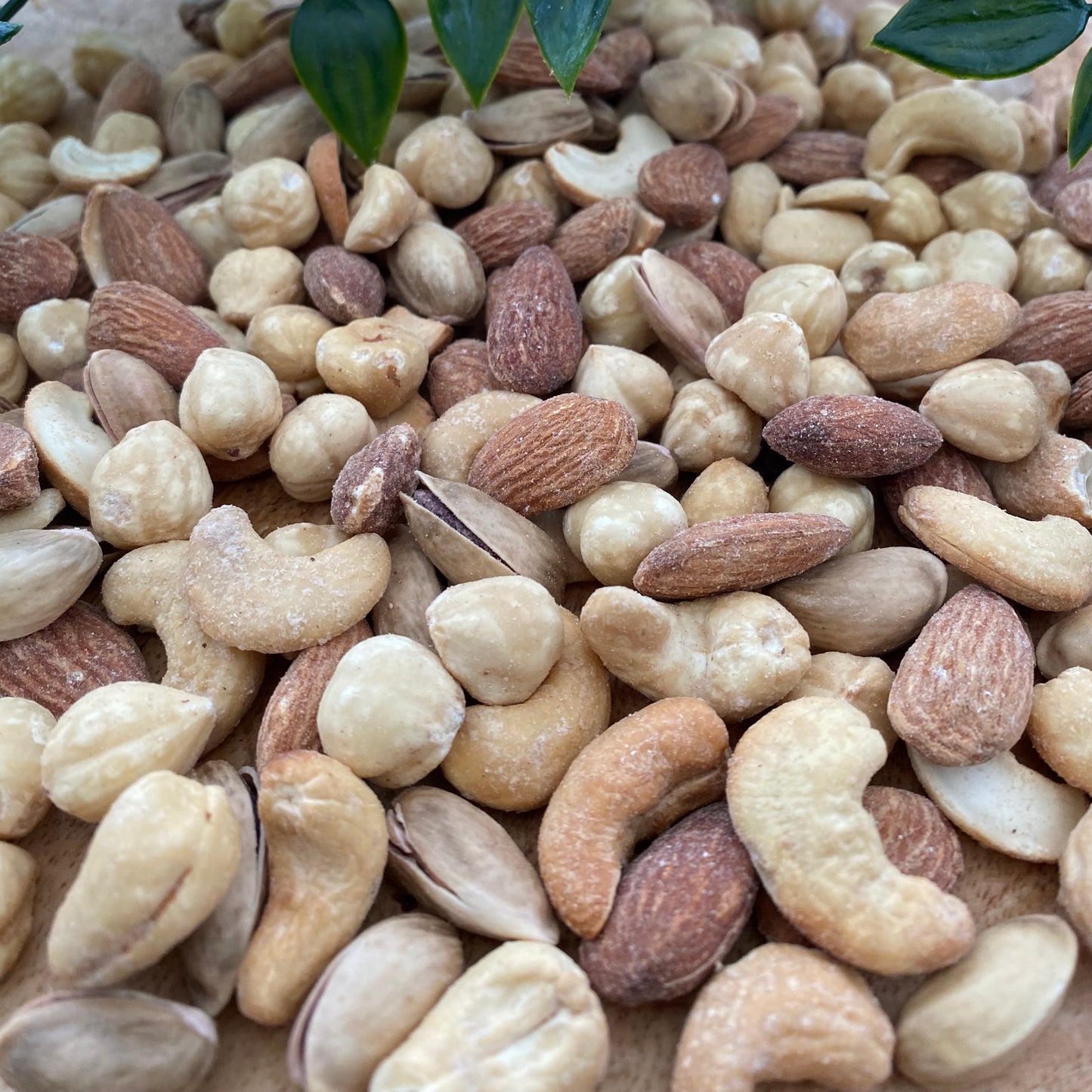 Gemischte geröstete Nüsse Delüx – 800 g