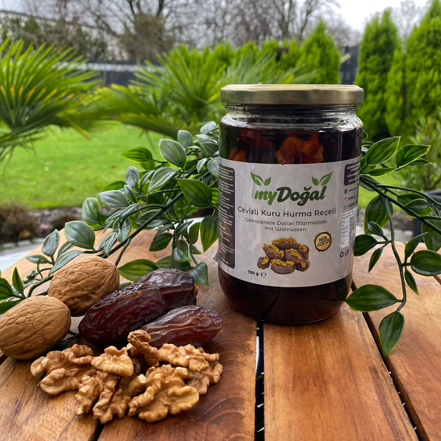 Trockene Dattelmarmelade mit Walnüssen - 750 g