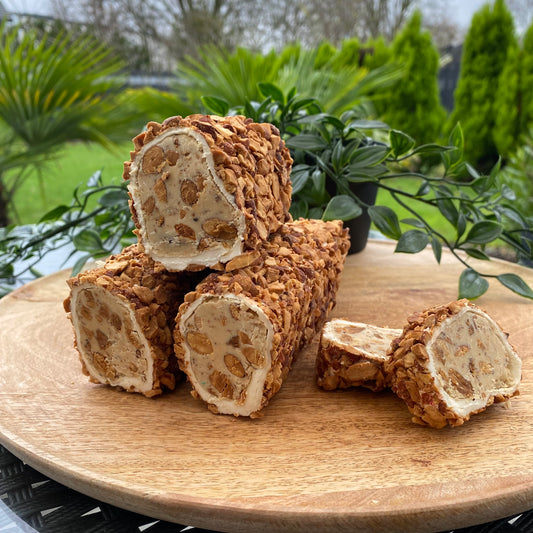 Mega Bademli Rulo Lokum - 1 kg